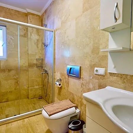 Sleeps 10 Pool Air Con Wifi Kalkan